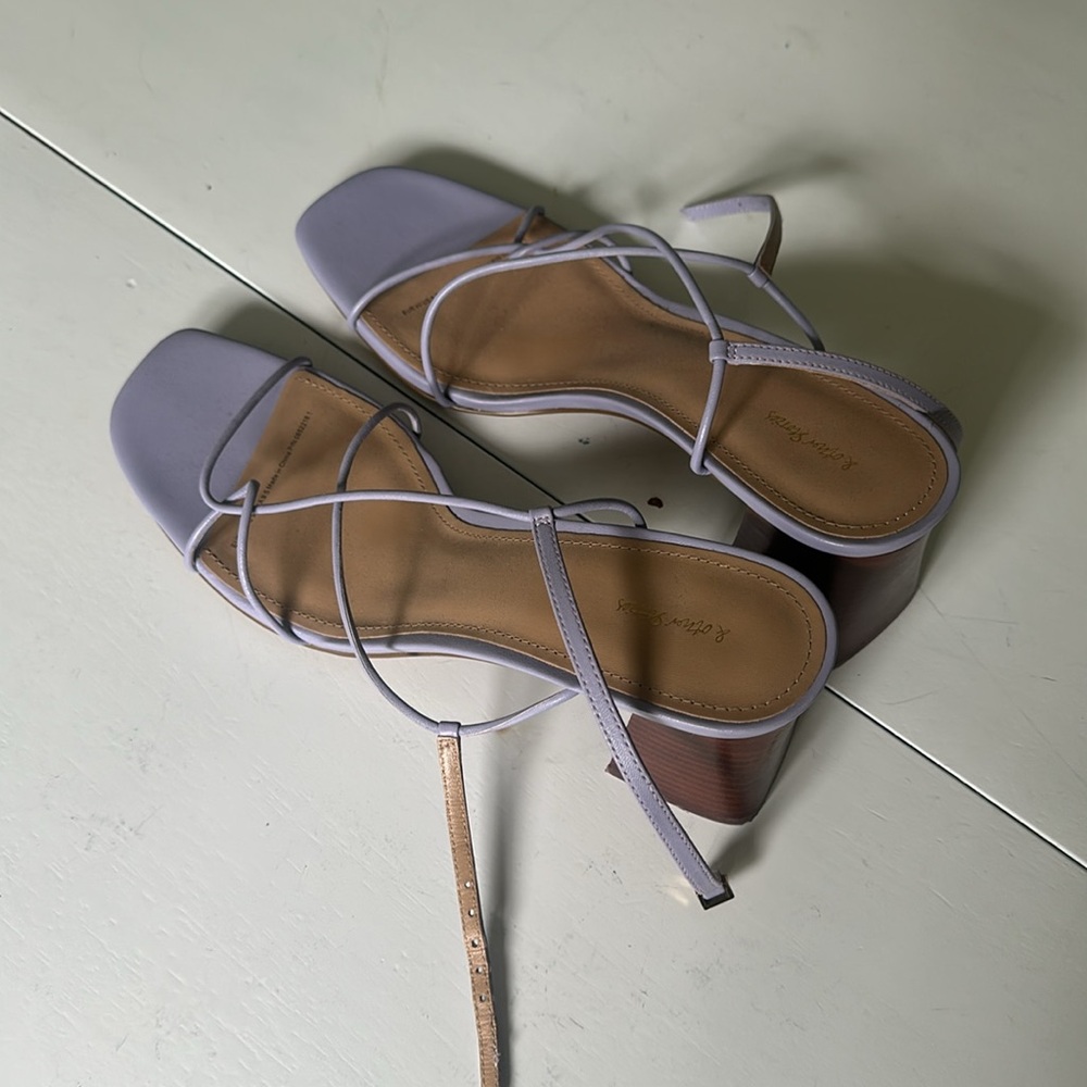 & Other Stories Lilac High Heels GREAT CONDITION Size 9.5 Women’s